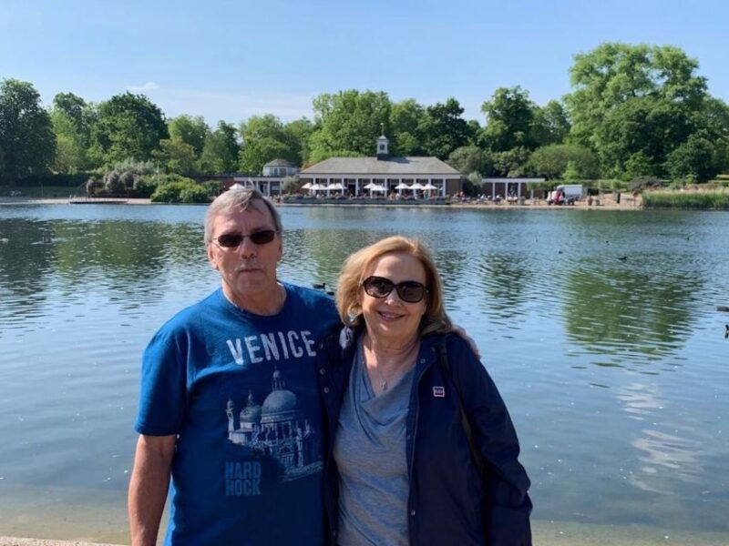 london-monuments-back-streets-guided-tour-in-black-taxi