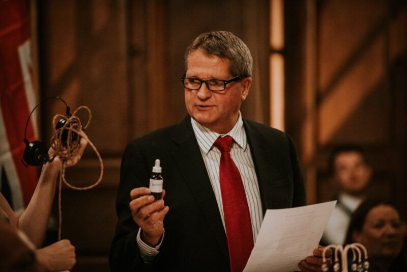 london-murder-mystery-cruise-with-3-course-dinner