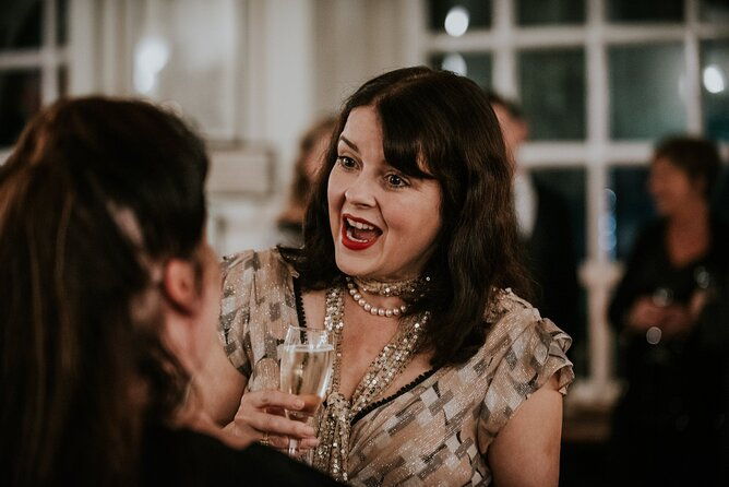 london-murder-mystery-dinner-cruise