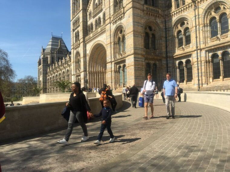 london-natural-history-museum-entry-ticket-and-guided-tour