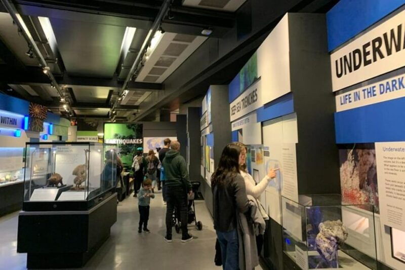 london-natural-history-museum-private-tour-skip-the-line