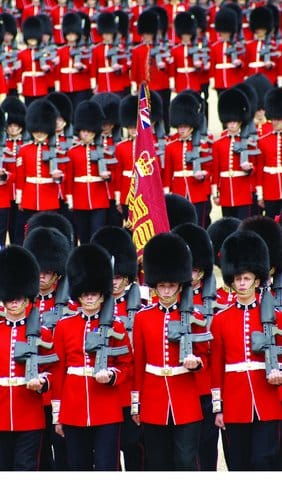 london-open-top-bus-tour-and-stonehenge-visit