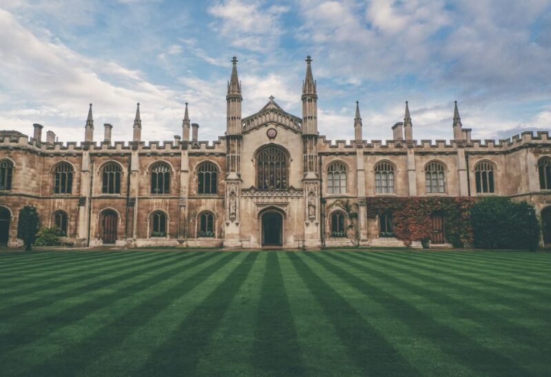 London: Oxford and Cambridge University Town Tour with Guide - Exploring the Itinerary in Detail