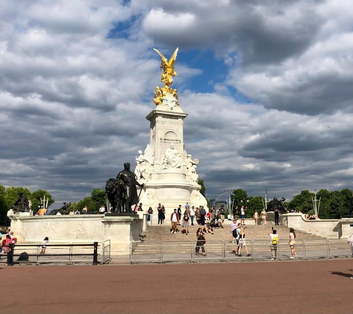 london-parliament-palaces-private-walking-tour-with-guide