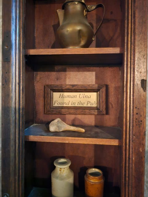 london-pilgrims-and-pirates-historical-pub-tour