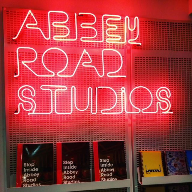 london-private-beatles-taxi-tour