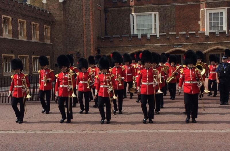 london-private-changing-of-the-guard-westminster-abbey