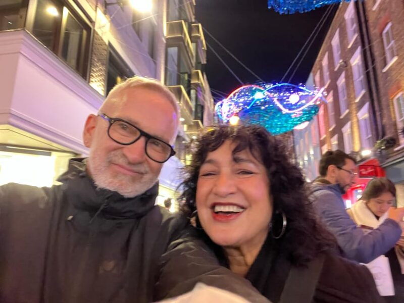 london-private-festive-lights-walking-tour-with-a-local