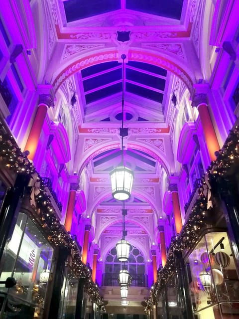 london-private-festive-lights-walking-tour-with-a-local