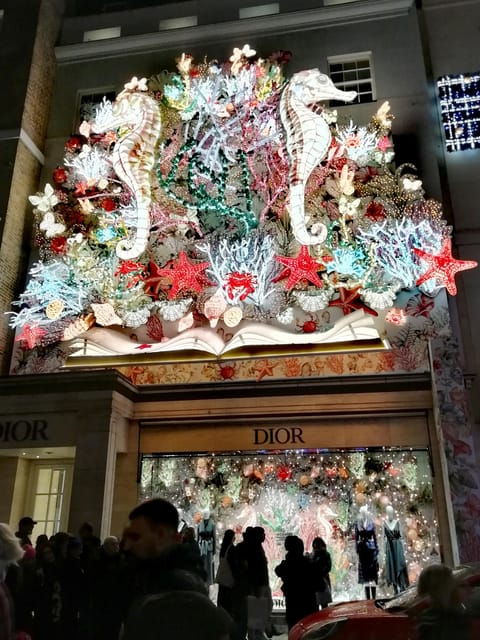 london-private-festive-lights-walking-tour-with-a-local