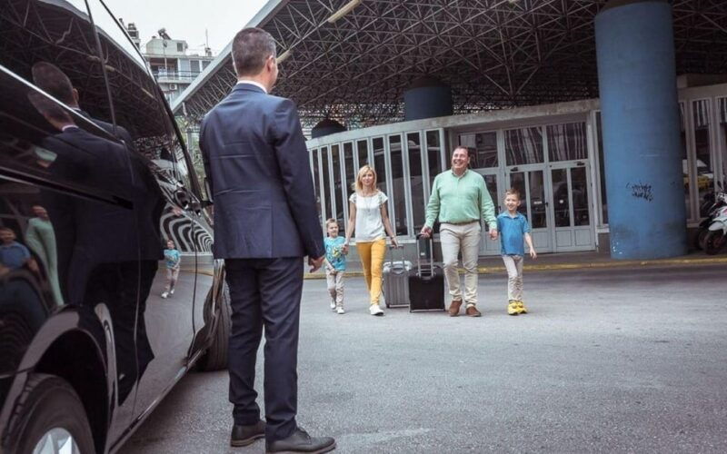 london-private-layover-sightseeing-ride-with-local