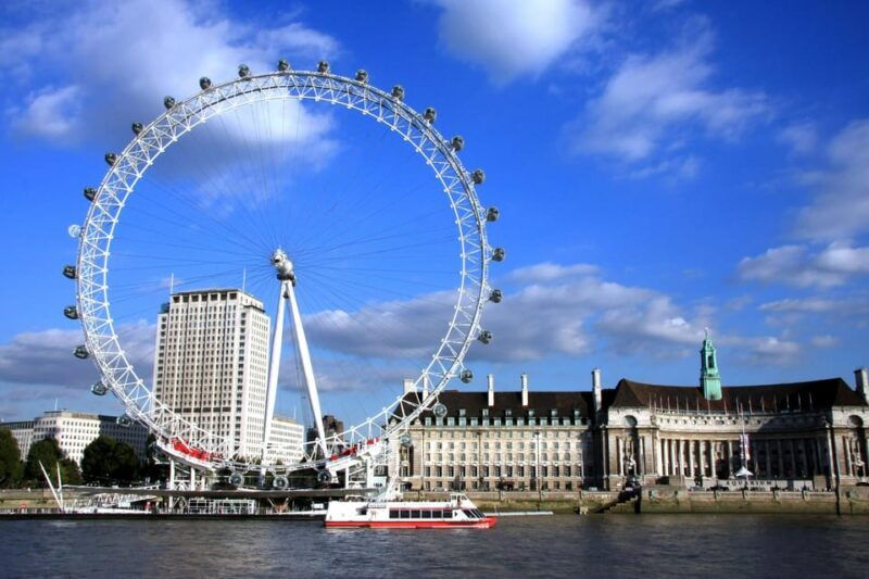 london-private-layover-sightseeing-ride-with-local