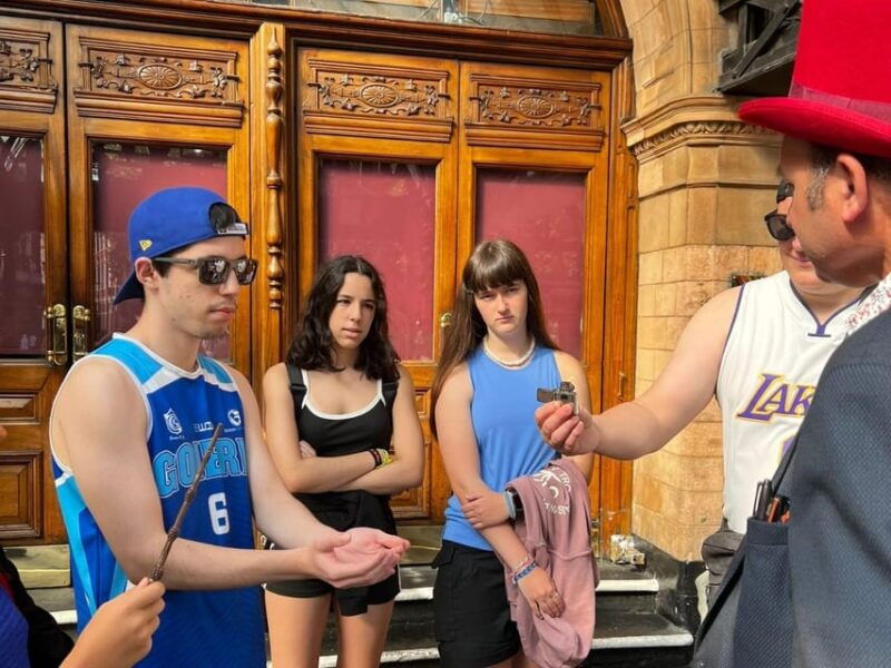 london-private-magic-harry-potter-tour-with-top-magician