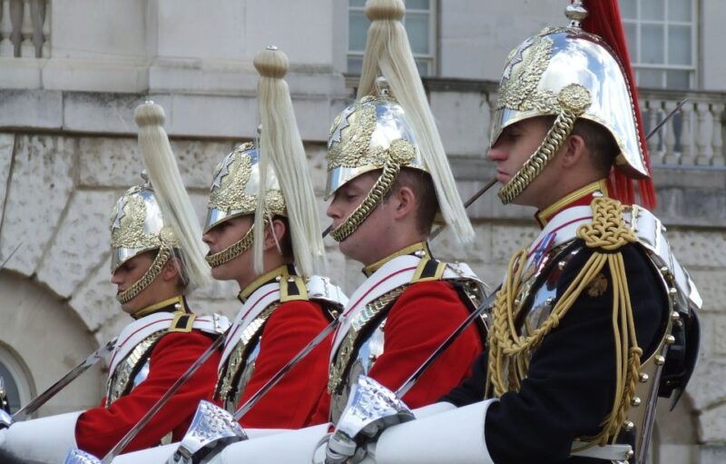 london-private-royal-tour-with-changing-of-the-guard