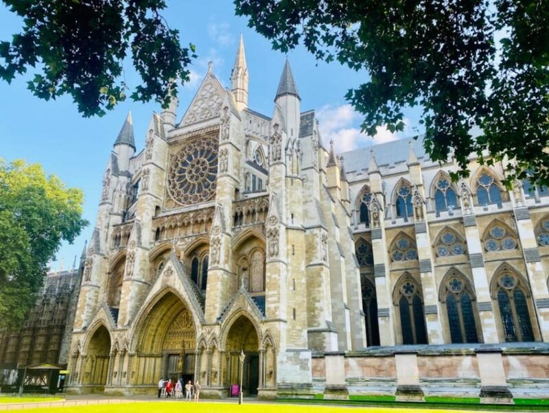 london-private-royal-walking-tour-with-a-local-guide