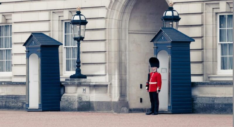 london-private-royal-walking-tour-with-a-local-guide