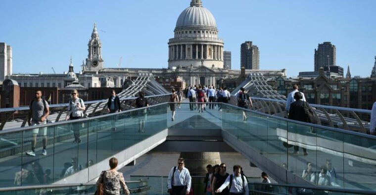 london-private-taxi-50-sights-tour-st-pauls-cathedral