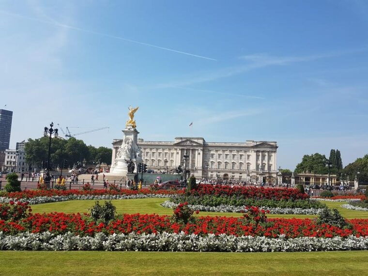london-private-taxi-50-sights-tour-tower-of-london