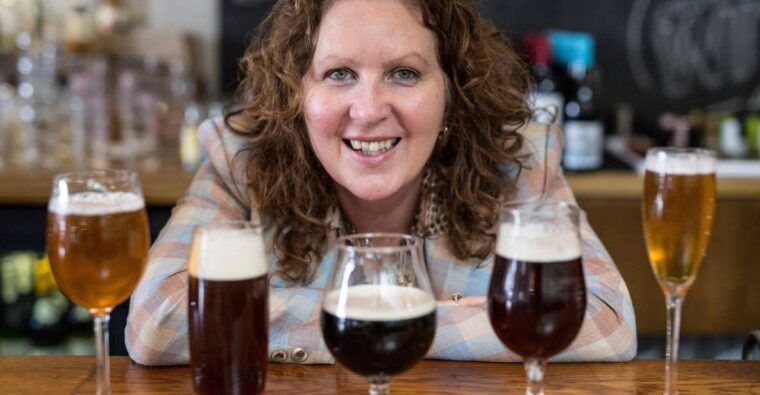 london-private-tour-of-historic-pubs-with-a-friendly-guide