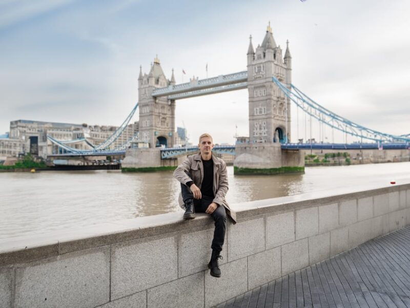 london-private-travel-vacation-photoshoot-romantic-special