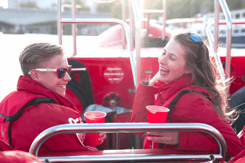 london-river-thames-sunset-speedboat-experience-with-drink