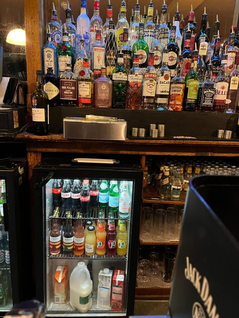 london-river-walk-and-hidden-gems-pub-hopping-experience