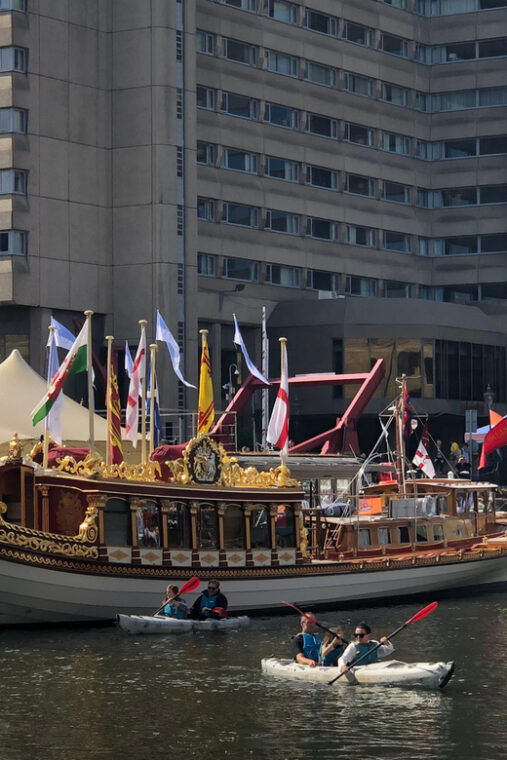 london-river-walk-and-hidden-gems-pub-hopping-experience