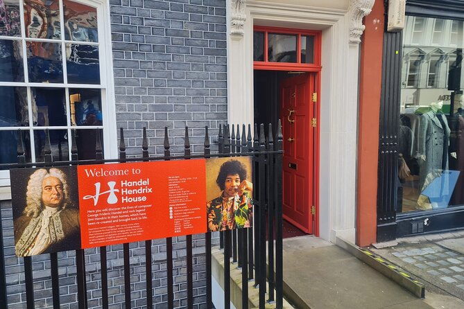 london-rock-n-roll-beatles-private-black-cab-tour