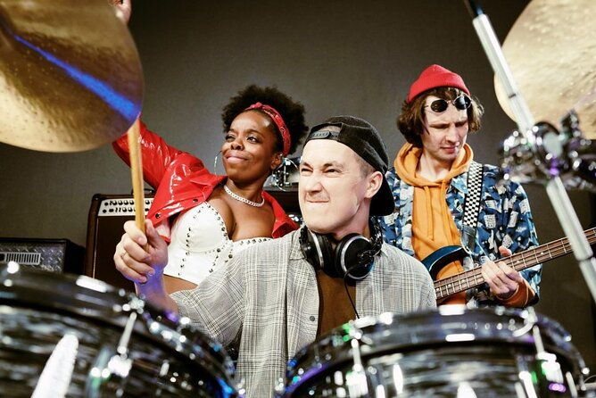 london-rock-on-camdens-interactive-rockstar-experience-2