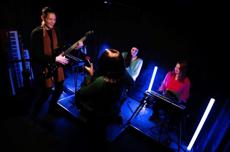 london-rock-on-camdens-interactive-rockstar-experience-3