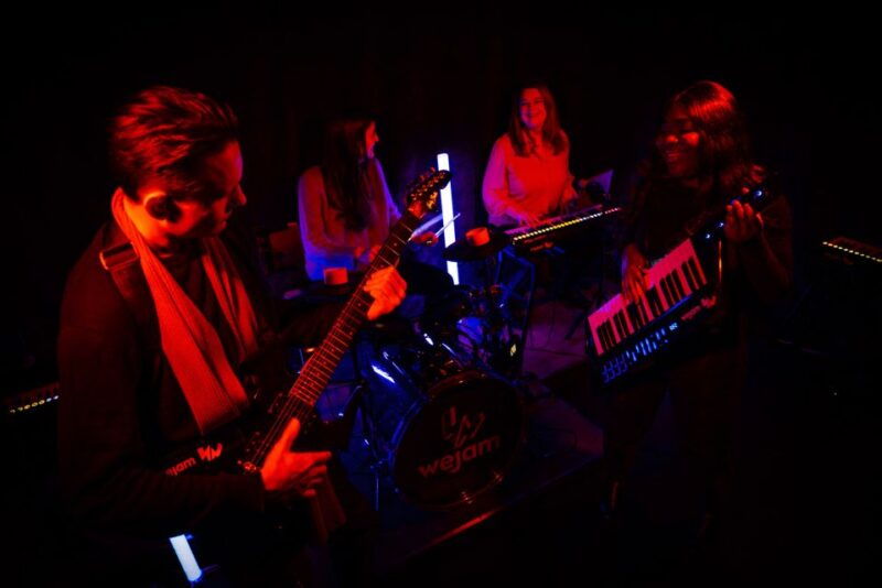 london-rock-on-camdens-interactive-rockstar-experience-3