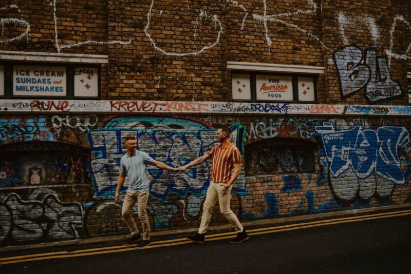 London: Romantic Photoshoot In Iconic Landmarks - What’s Not Included and Practicalities