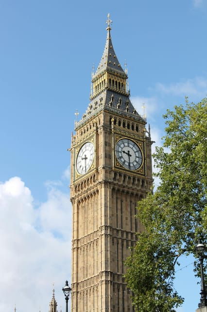 london-royal-stroll-through-westminster-guided-walking-tour