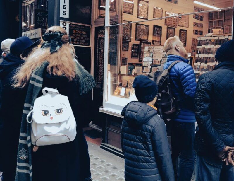 london-secret-societies-occultism-halloween-witchcraft