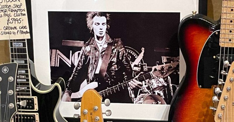 london-sex-pistols-and-punk-music-walking-tour