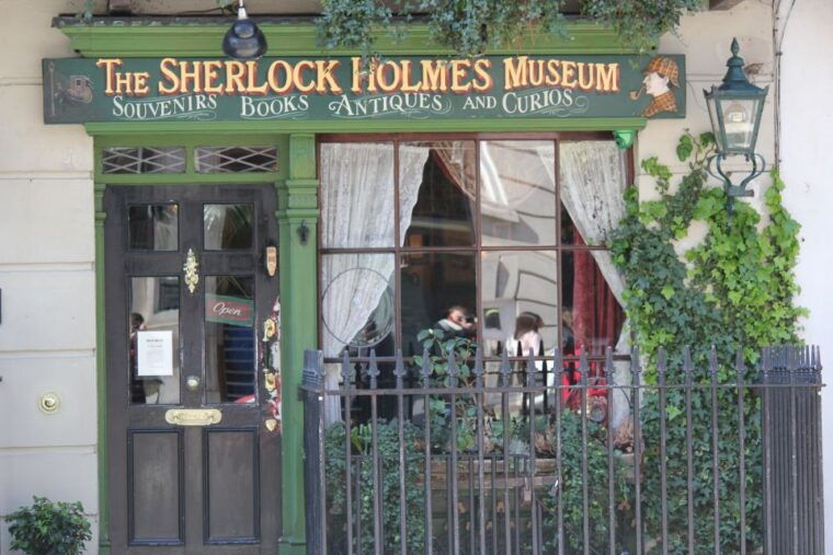 london-sherlock-holmes-guided-city-walking-tour