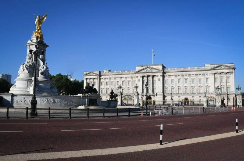 london-sherlock-holmes-museum-westminster-walking-tour