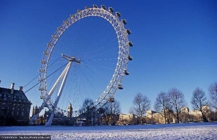london-sights-and-sounds-of-christmas-guided-half-day-tour
