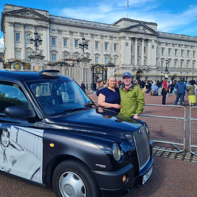 london-sightseeing-taxi-tour-churchill-war-rooms-entry