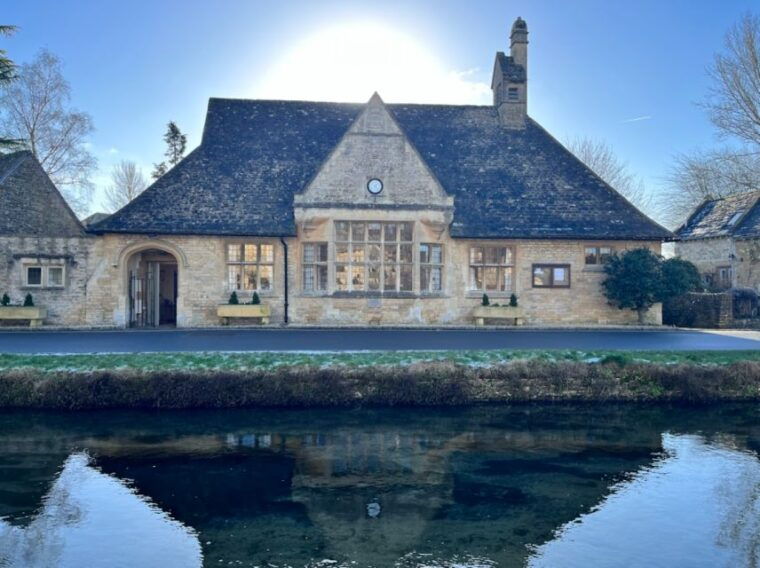 london-small-group-cotswolds-trip-with-bourton-on-the-water
