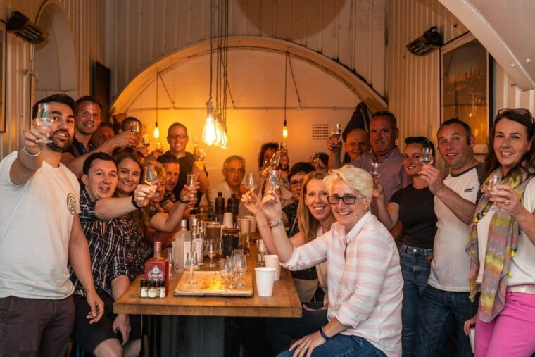 london-soho-gin-journey-with-tastings-and-cocktails