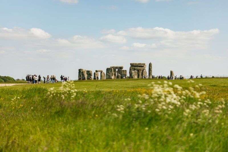 london-stonehenge-half-day-morning-or-afternoon-tour