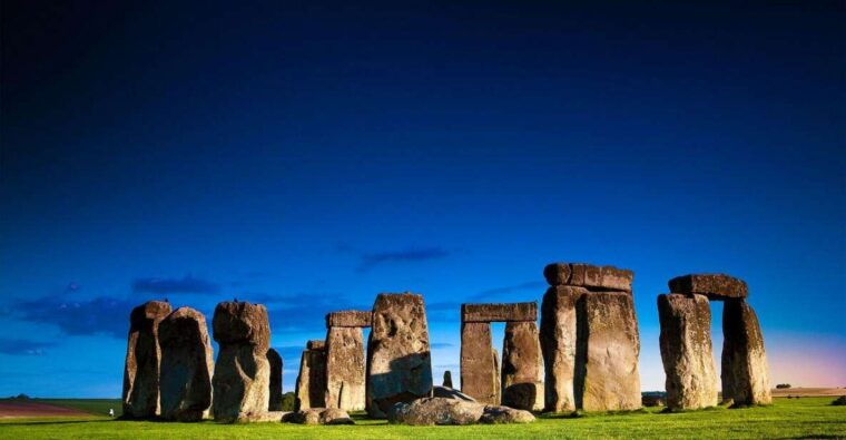 london-stonehenge-half-day-morning-or-afternoon-tour