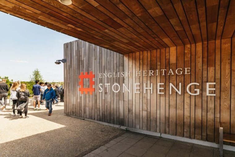 london-stonehenge-half-day-morning-or-afternoon-tour