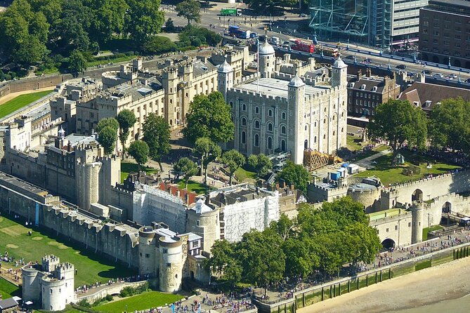 london-taxi-private-top-sights-tour-and-tower-of-london-entry