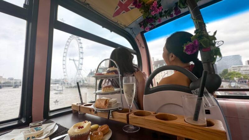 London: Taylor Swift-Inspired Afternoon Tea Bus Tour - Seating and Facilities