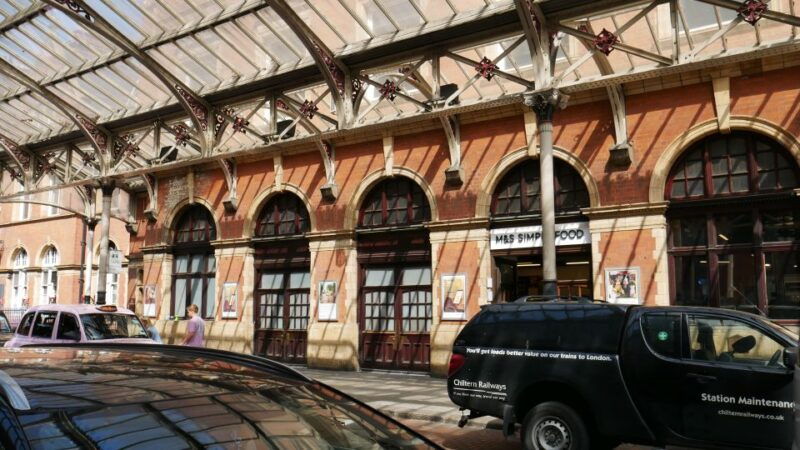 london-the-beatles-walking-tour-of-marylebone-and-abbey-rd