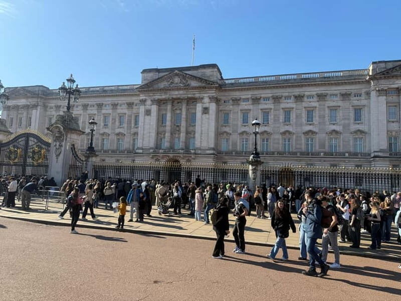 London: The Crown Royal Palaces and Royal Parks Walking Tour - A Closer Look at the Tour Experience