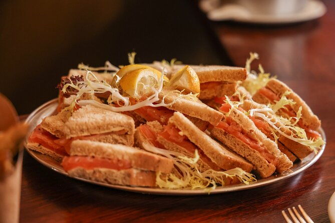 london-the-heart-of-the-city-food-tour-with-eating-europe
