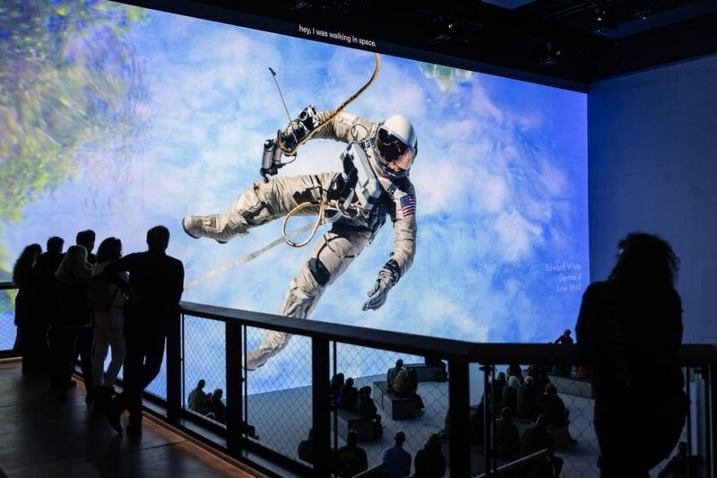 london-the-moonwalkers-a-journey-with-tom-hanks-exhibition